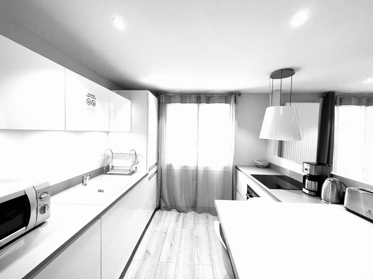 Le White Cosy A 5 Minutes Du Lac Avec Parking Privatif Gratuit Annecy Kültér fotó